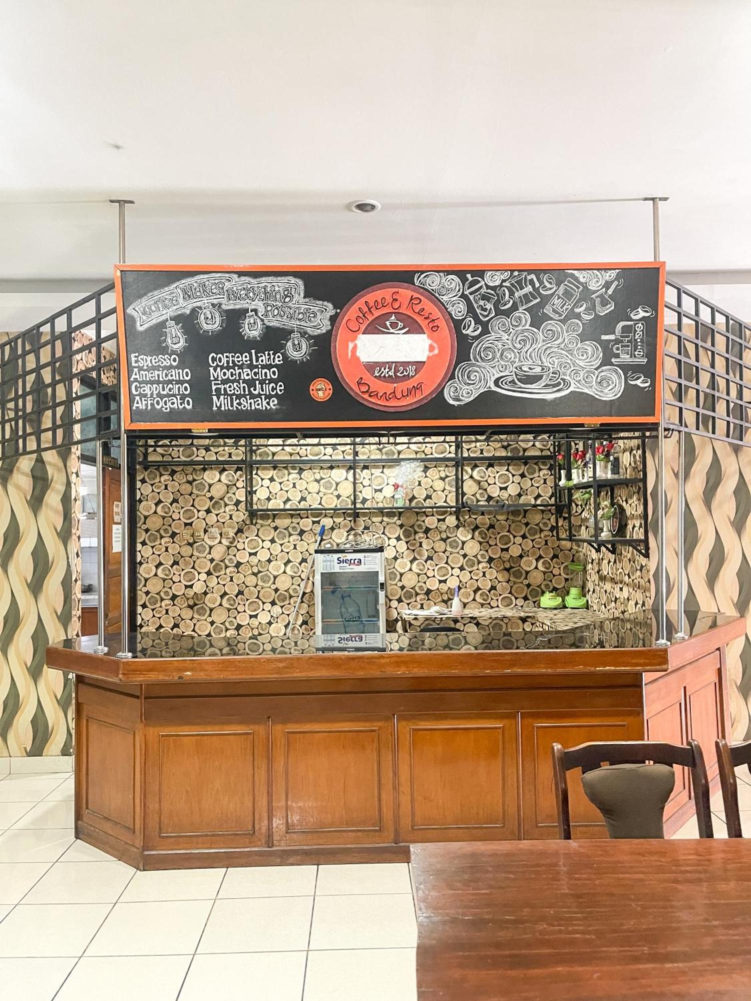 Posters Hotel Bandung